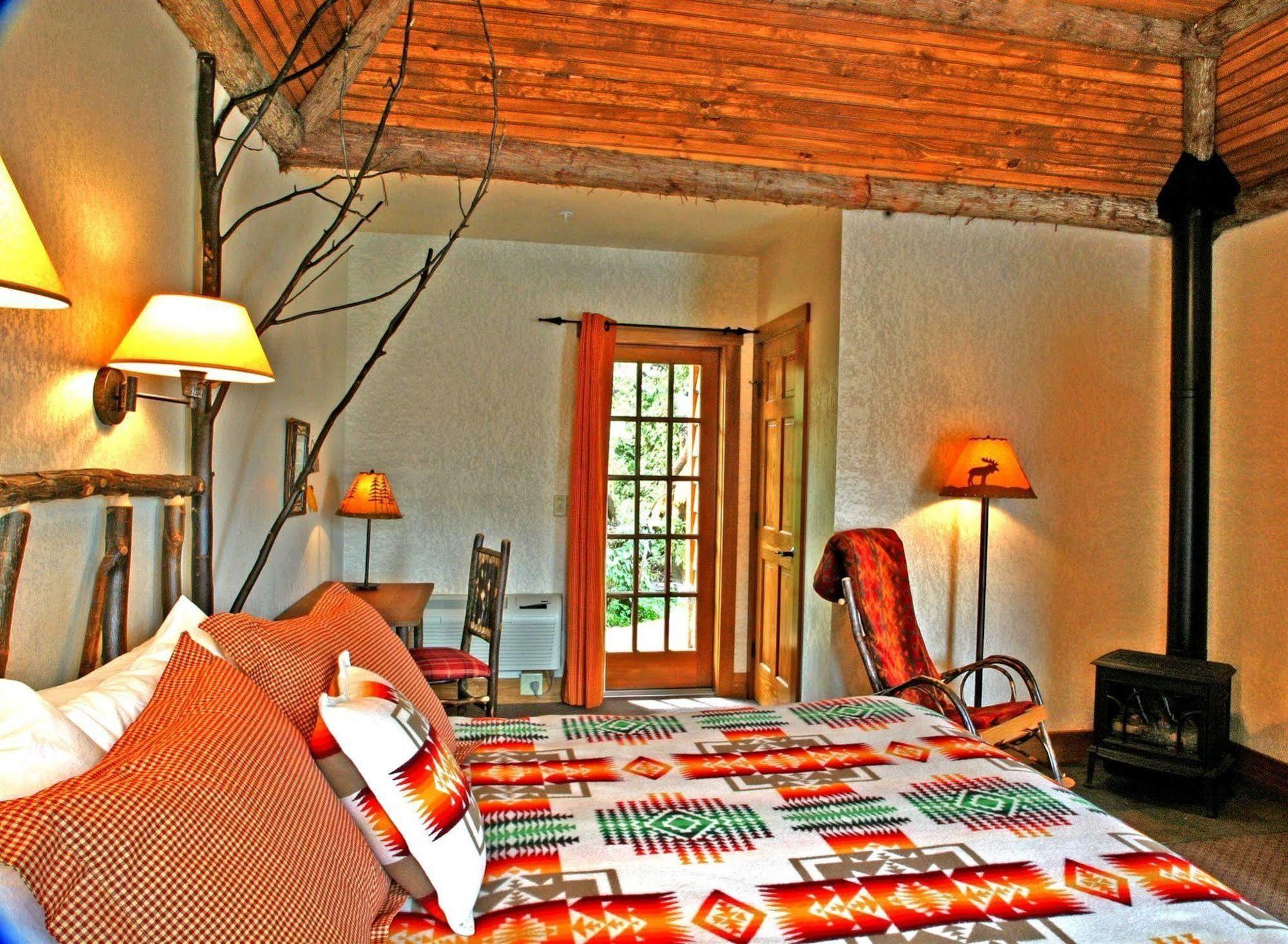 Finger Lakes Lodging 스캐니틀리스 외부 사진